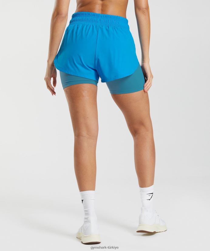 2'si 1 arada şortla koşu kadınlarGymshark elektrik mavisi/luna mavisi 02H04842